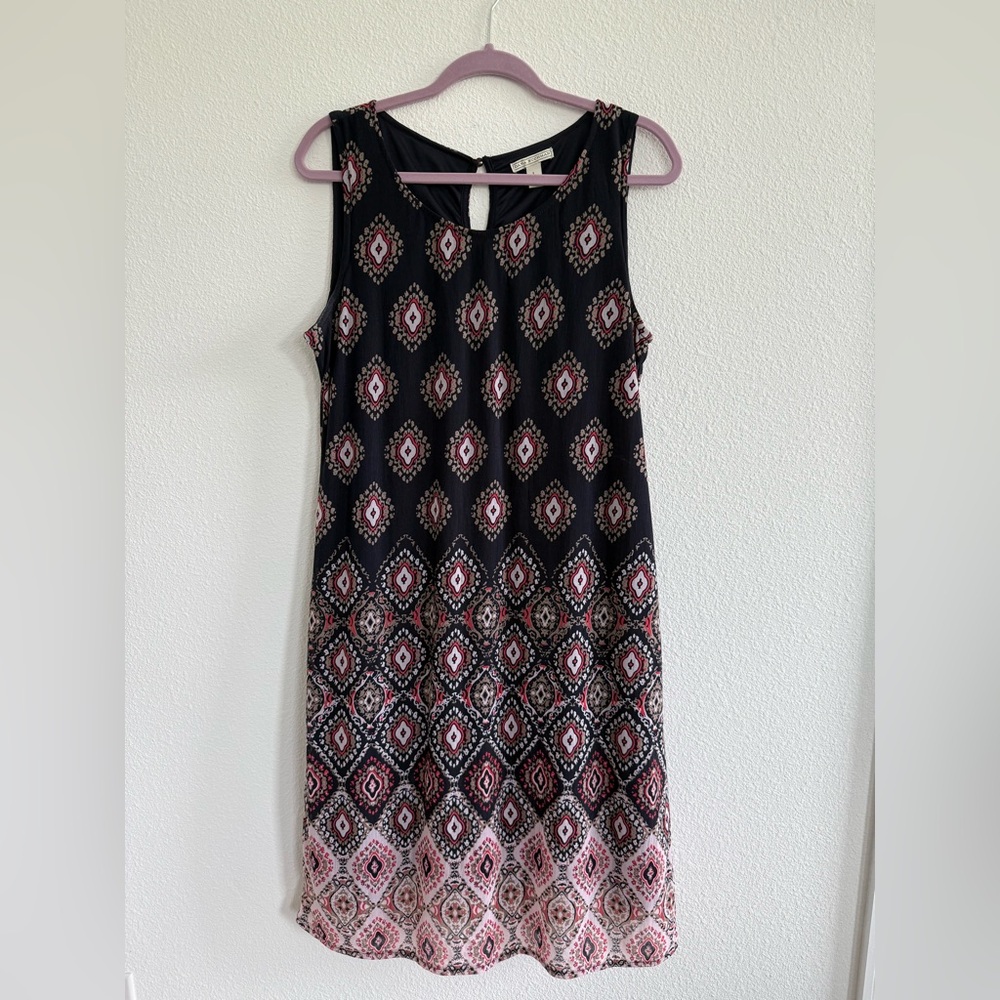 Dana Buchman Black and Reddish-Pink Sheath Midi Dress